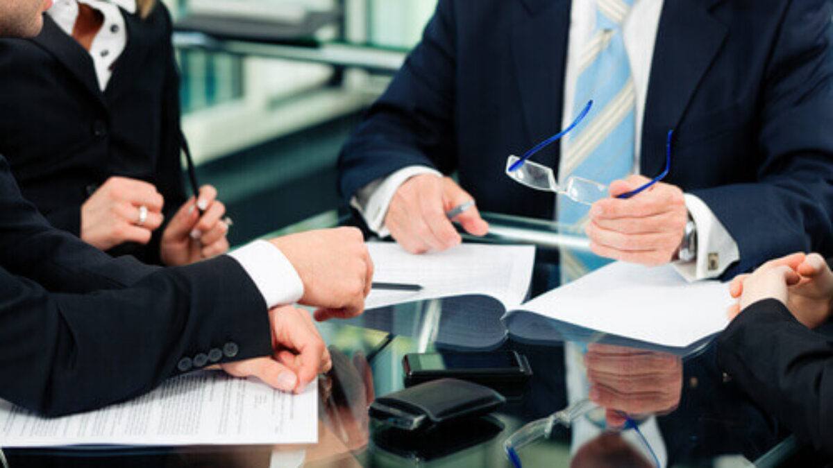 Юридическая поддержка в финансовых вопросах